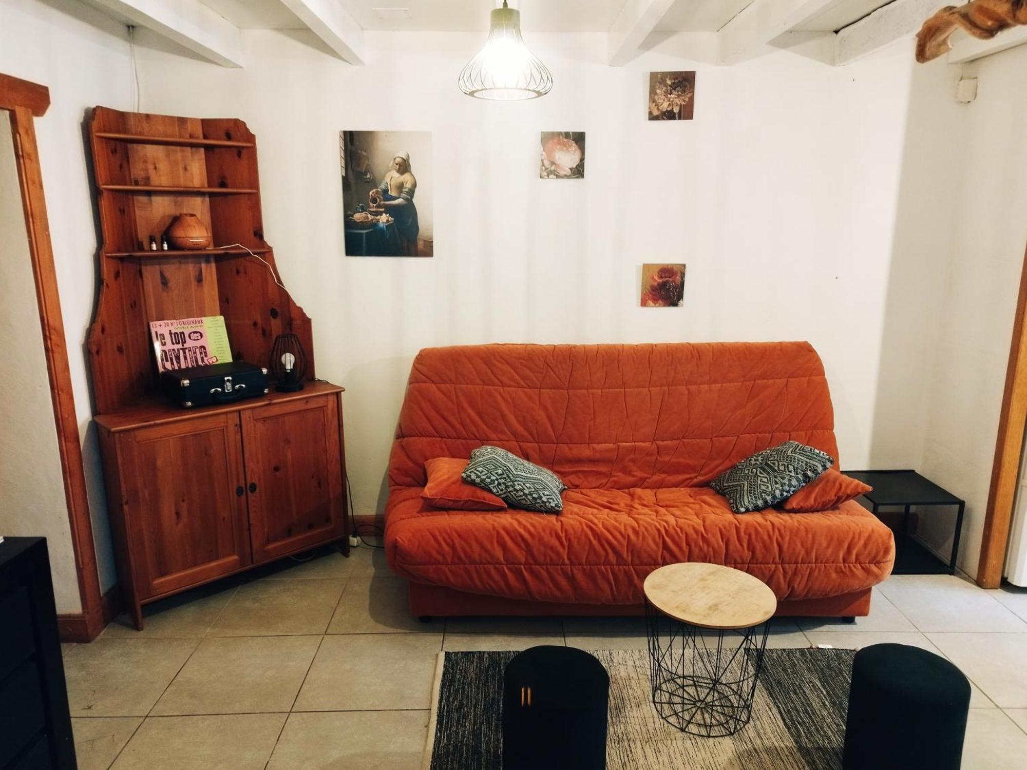 Charmant Studio Tout Equipe Olliergues Dış mekan fotoğraf